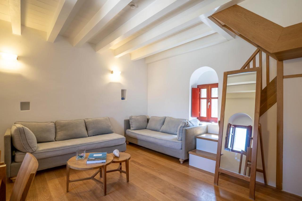Hotel Pirgos Mavromichali Liménion Esterno foto