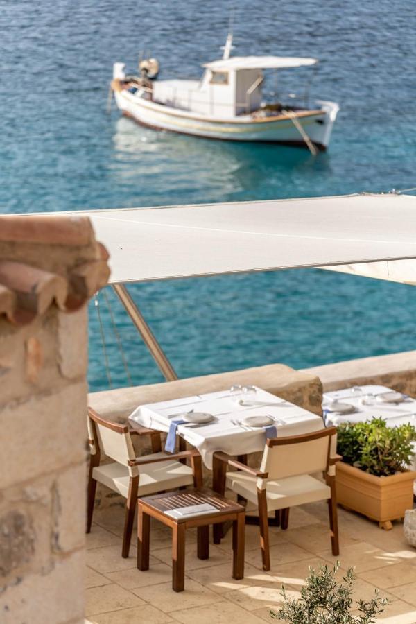 Hotel Pirgos Mavromichali Liménion Esterno foto